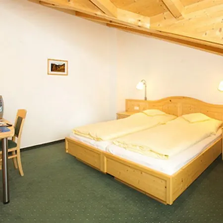 Szálloda Metzgerwirt 4*